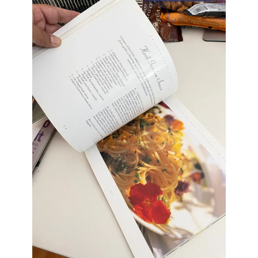 Joie Warner's No-Cook Pasta Sauces Cookbook 75 Recipes Drew Warner Photography‎